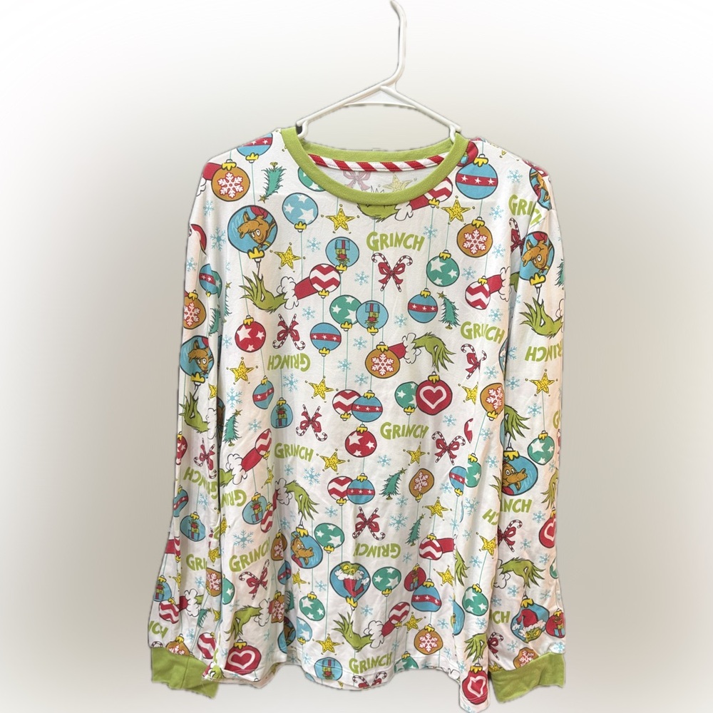 Dr. Seuss The Grinch pajama set